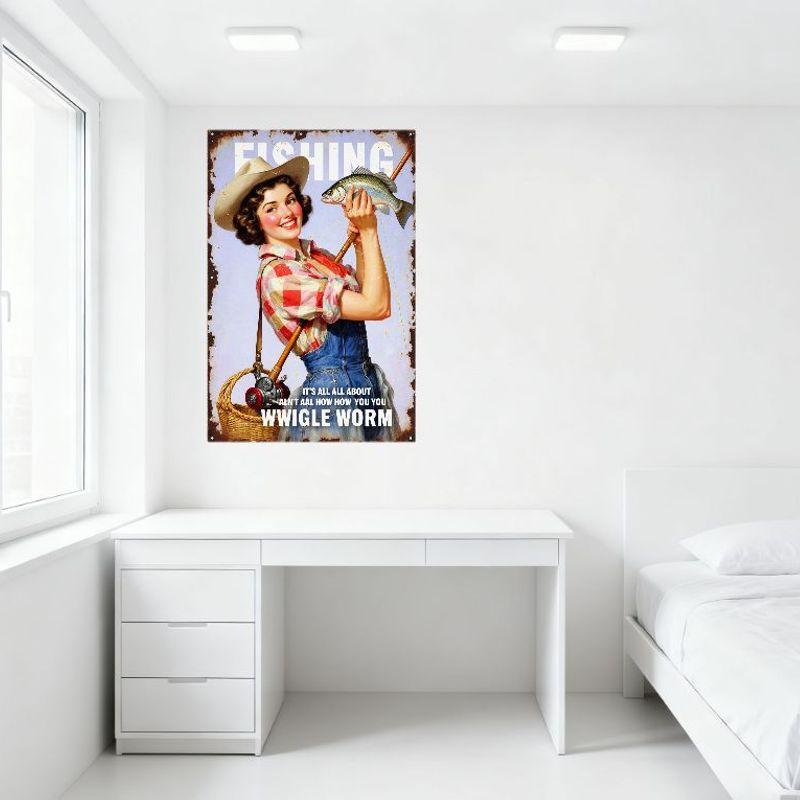 Винтажная металлическая жестяная вывеска Pin-Up с изображением рыбачки, Потрепанная ржавая окантовка, Ретро Декор Женщина с удочкой с надписью 'FISHING' для Мужской Комнаты Бара