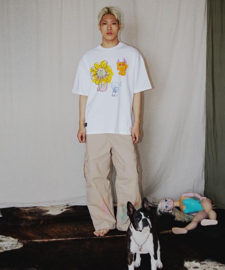 GROUNDWORK Flower Boy Collage T-Shirt / White