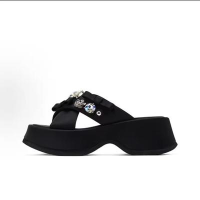 Женская обувь – Сандалии