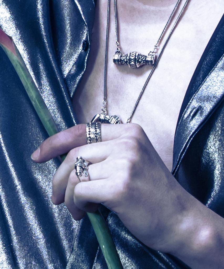 Mezmic Wave Ring