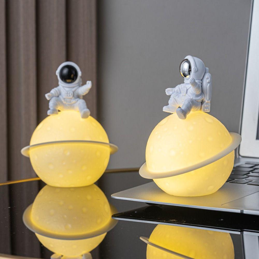Creative Desktop Luminous Planet Lamp Cartoon Bedside Light Astronaut Moon Night Light  Gifts