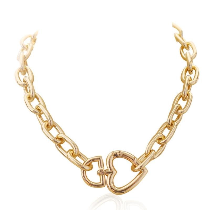 Fashionable Exaggerated Adjustable Length Chain Necklace with Heart Charm Pendant for Trendy Women Ladies Daily Use