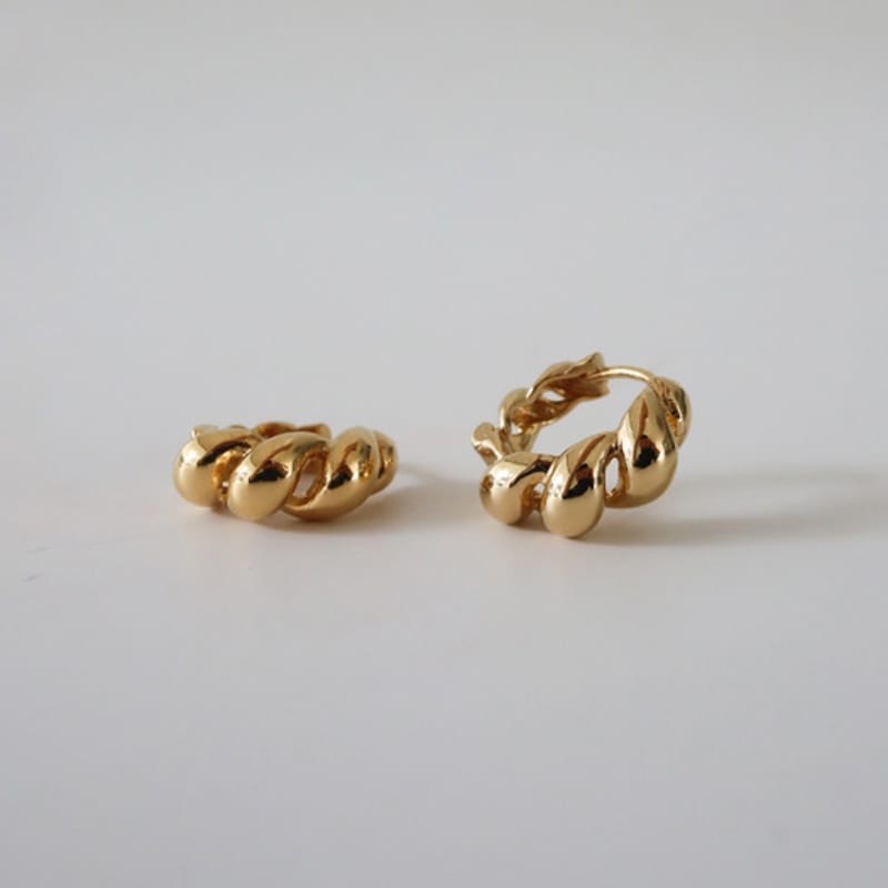 modernlike 14k gold-filled silver bold nut one-touch earrings