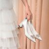 White Wedding Shoes Thick Heel Bridal Shoes Rhinestone Pointed Toe Mid-heel Large Size 41-43 Dress Shoes for Wedding Women Pumps