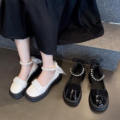 Туфли женские Мэри Джейн с жемчужной лентой и бантом, новогодние, маленькие кожаные туфли на платформе с короткой юбкой, одинарные туфли на толстом каблуке