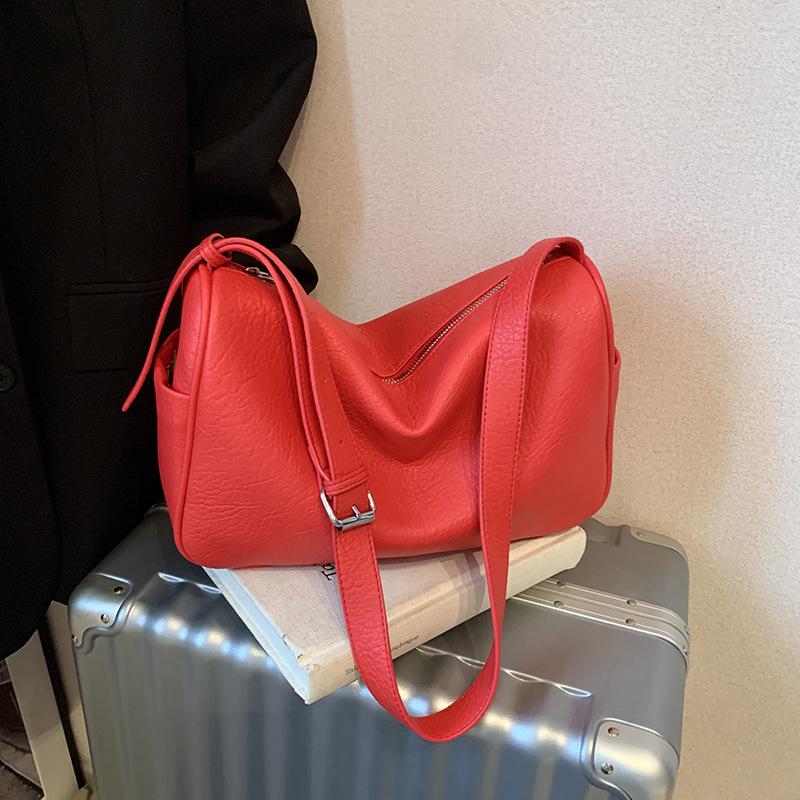 2025 ретро сумка простая однотонная сумка подмышку женская повседневная свежая и модная сумка на плечо женская сумка в зарубежном стиле маленькая сумка