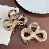 Handmade Aesthetic Hair Clutch Clip Featuring Beautiful Bow Pattern For Modern Women's Fashion