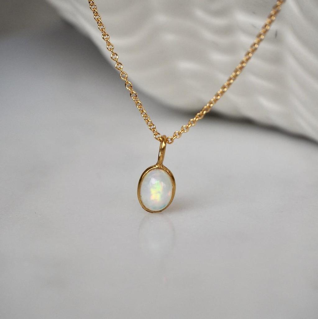 Ожерелье с подвеской из настоящего белого опала, красивая подвеска с опалом, камень октября, ювелирные изделия с опалом, изящная подвеска из позолоченного драгоценного камня