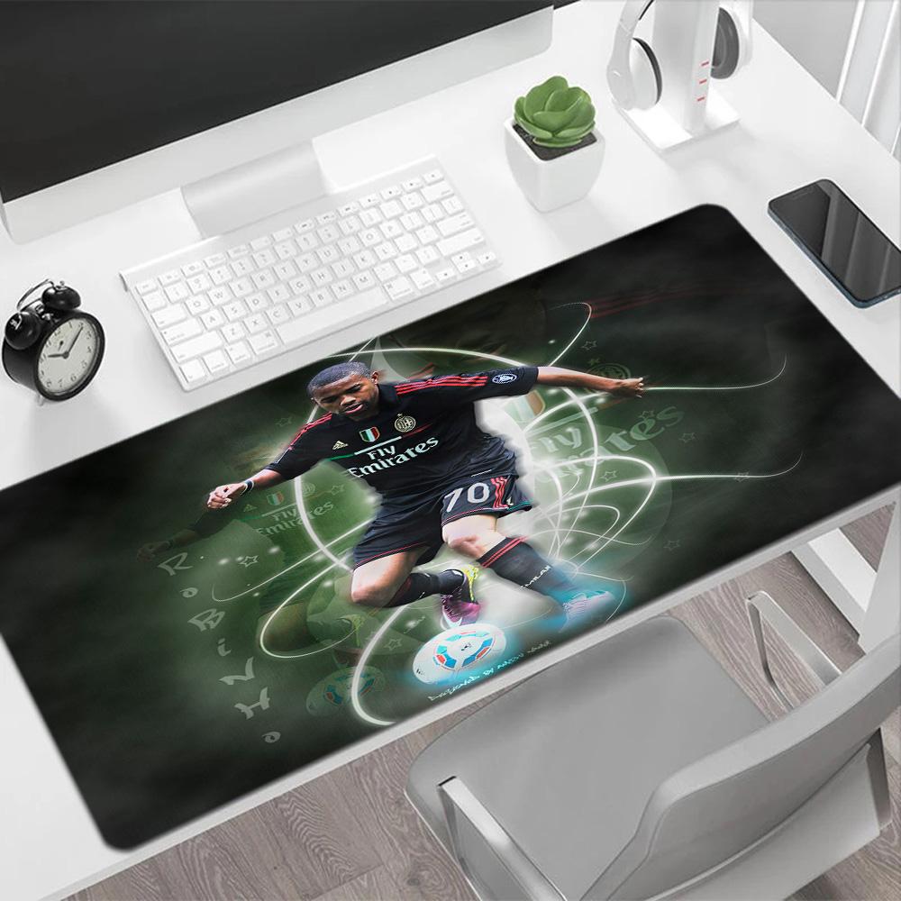 Ac Milan Player Celebration Large Mouse Pad Keyboard Mat Desktop Mouse Pad Non-Slip Rubber Bottom Office and Gaming Desk Decoration
