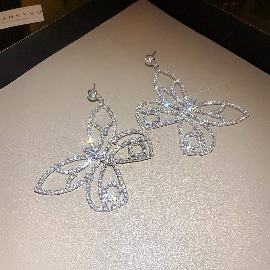 Silver Needle Diamond Butterfly Pendant Earrings Light Luxury High-end Earrings Fashion Exaggerated Temperament Earrings Design Sense Niche