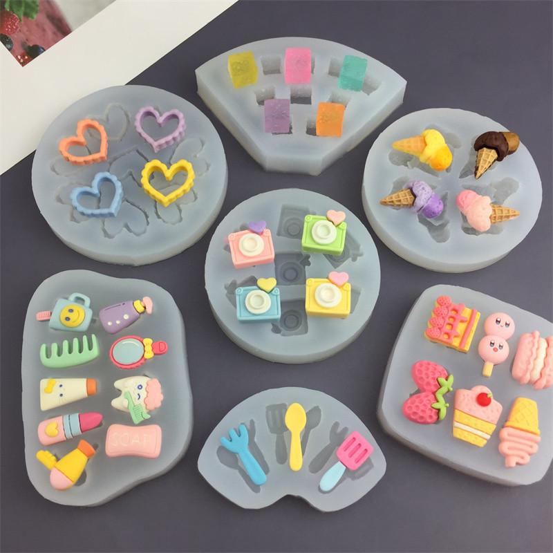 Heart-Shaped Chocolate & Strawberry Ice Cream Cake Silicone Mold