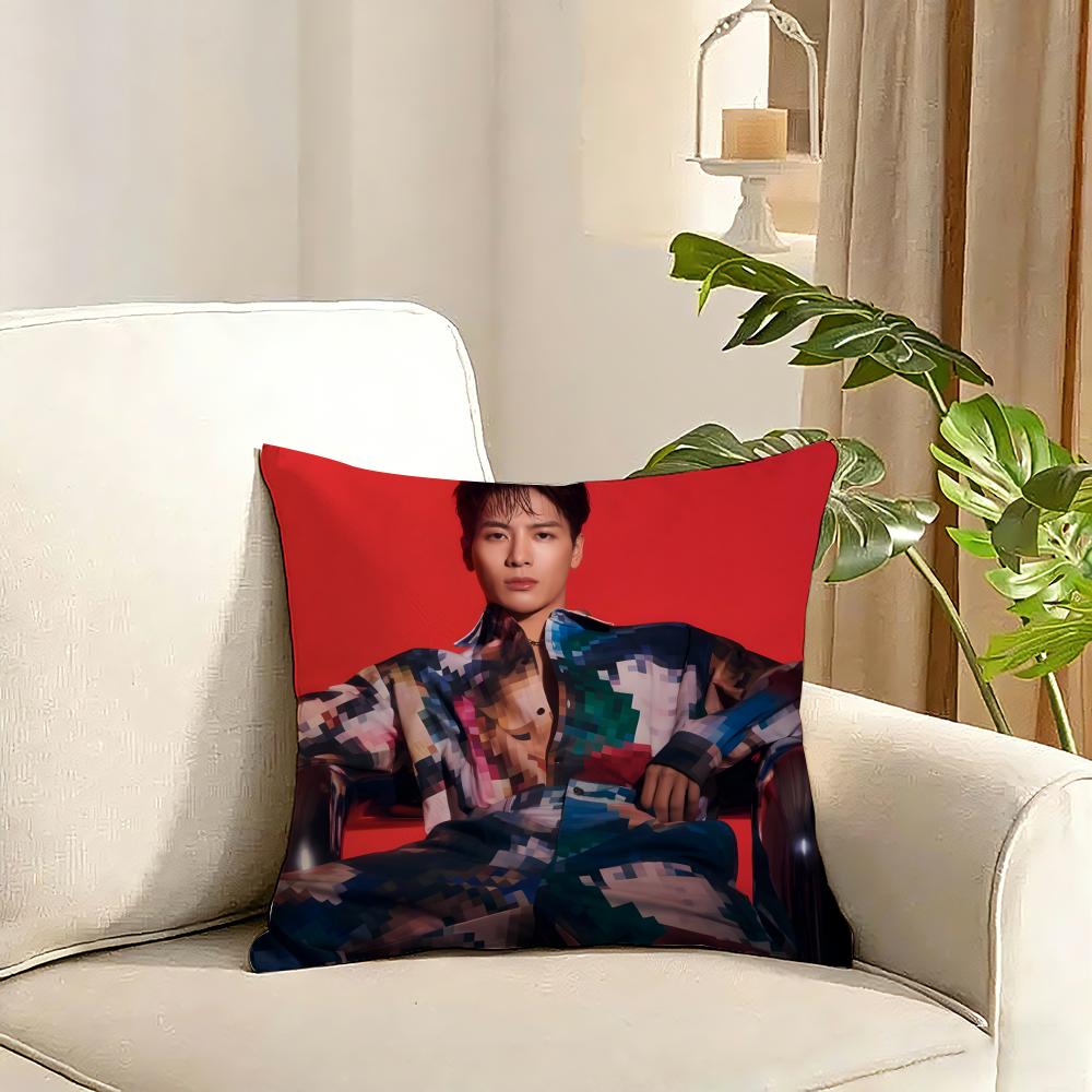 MMagic Man Cushion Cover Reversible Plush Pillow Cover Soft Fluffy Home Decor for Sofa Bedroom