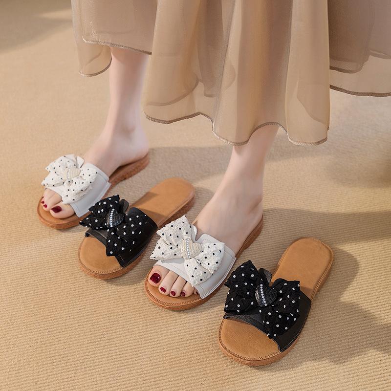 Soft Bottom Large Size Summer Wear 2025 New Bow Flat Bottom One Word Women's Fashion Beach First Layer Cowhide Cool Slippers