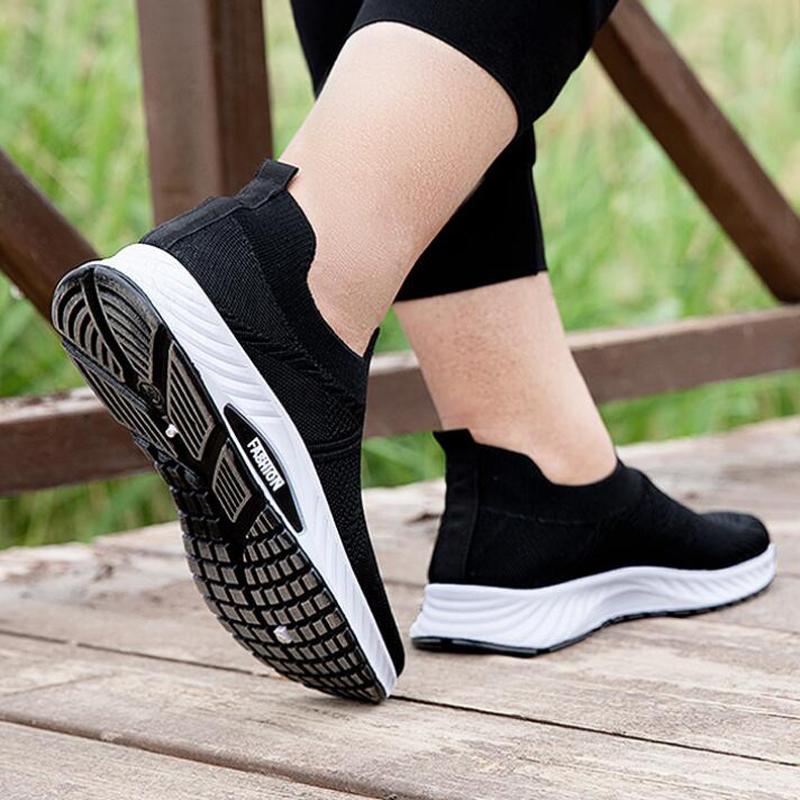 Модные мужские новые повседневные кроссовки Flying Woven Running Shoes Soft Sole Trend Men's Singles slip-on loafers Sneakers Shoes H474