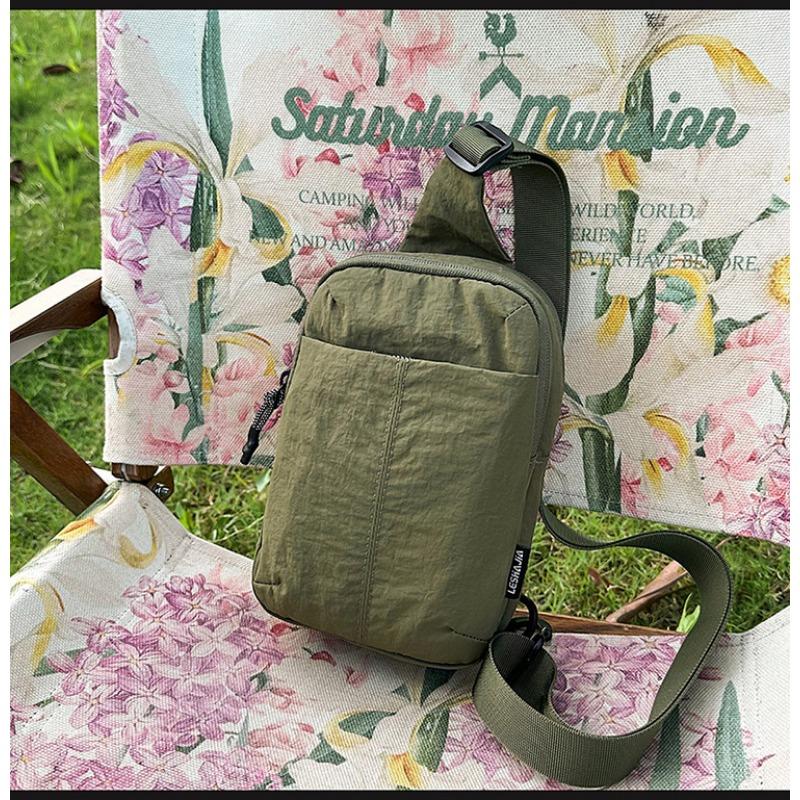 Sports Trend Crossbody Bag Summer Fashion Shoulder Bag Leisure Chest Bag Mobile Phone Bag Couple Lightweight Chest Bag.