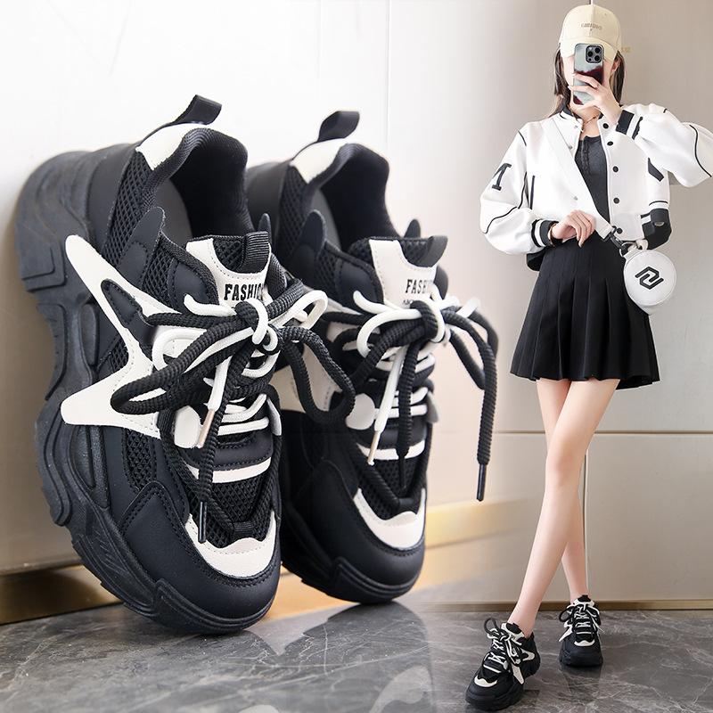 Туфли на толстой подошве для женщин, весенний стиль, модные, универсальные, увеличивающие рост, привлекающие внимание, небольшие спортивные, беговые и повседневные туфли