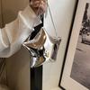 Small and cute five-pointed star fashion handbag for women, stylish solid color evening bag, chain single shoulder crossbody bag