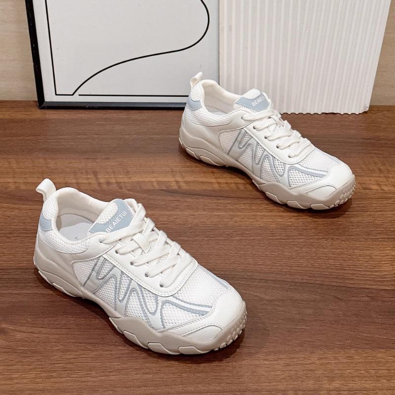 Сетчатый дышащий толстая подошва женский летний новый кожаный цвет в тон ноги маленькие спортивные и повседневные