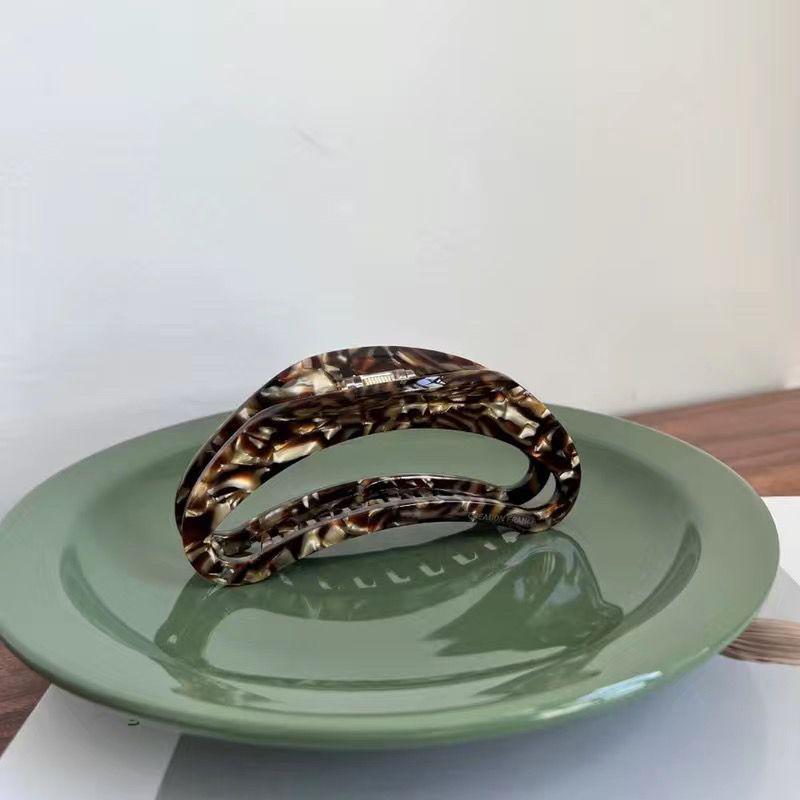 Большая заколка для волос в виде акулы с леопардовым принтом черного цвета с корейской золотой этикеткой