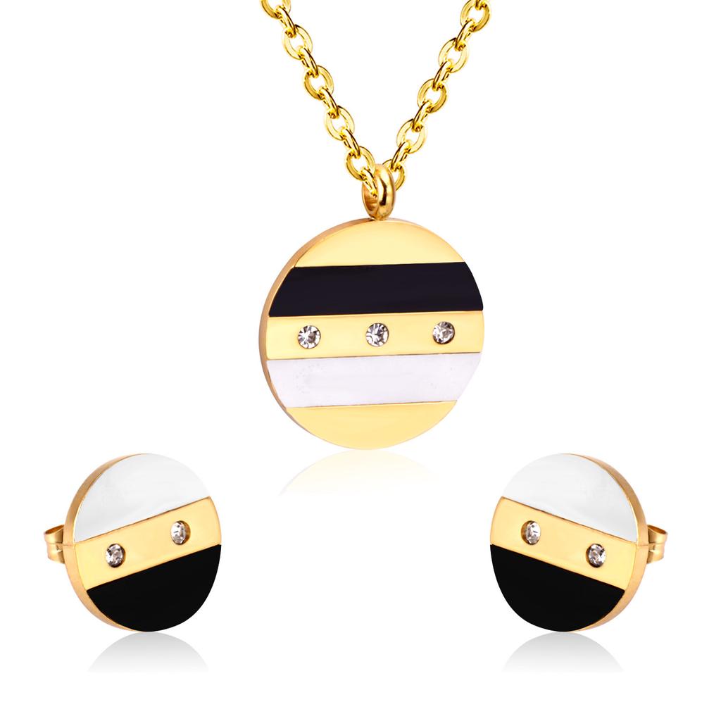 [Shell Necklace And Earrings Set Korean Elegant Personality Versatile Jewelry Accessories]