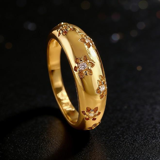 European and American Fashion Light Luxury Zircon Flower Ring Simple High-end Ring Women's Jewelry