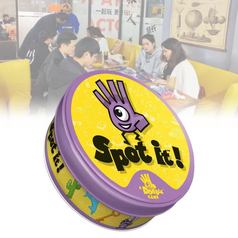 Классическая Красная Игра Это Захватывающая Семейная Вечеринка Карточная Игра Для Всех Возрастов