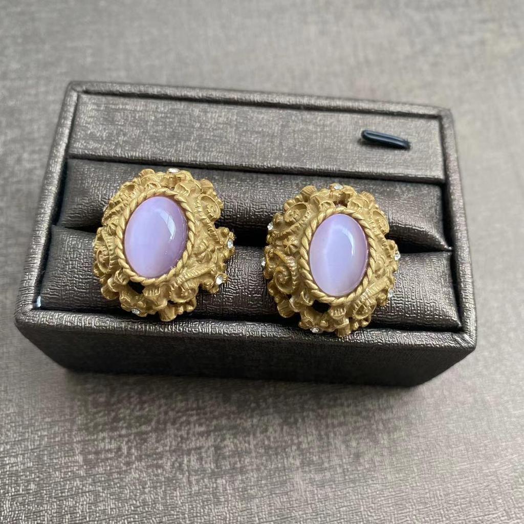 Gold-Plated Medieval Palace Style Jewelry Set: Vintage Violet Earrings, Ear Clips & Ring