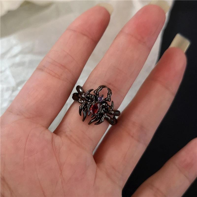 New Adjustable Opening Irregular Red Crystal Glass Heart Aesthetic Rings for Women Gothic Animal Spider Ring Creative Jewelry