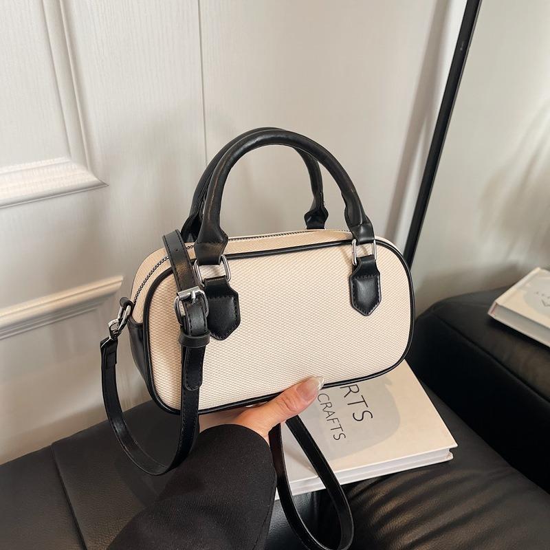 Bags Women's Retro Fashion Shoulder Bag Premium Sense Niche Portable Crossbody Pillow Bag