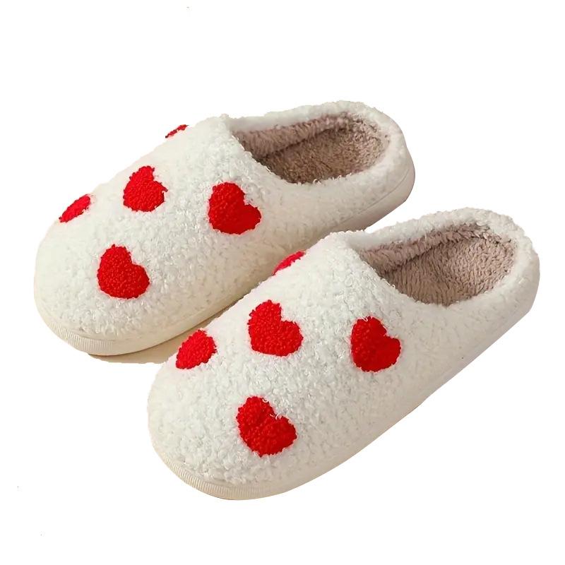 2024 Новые зимние рождественские хлопковые тапочки для женщин, домашние тапочки для пар, теплые домашние тапочки с сердечками, женские повседневные тапочки на плоской подошве
