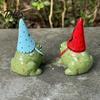 Talos Miniature Frog Figurine, Little Statue with A Party Hat, Decorative Resin Ornament for Outdoor Garden Courtyard