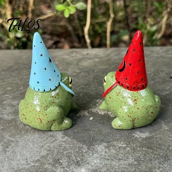 Talos Miniature Frog Figurine, Little Statue with A Party Hat, Decorative Resin Ornament for Outdoor Garden Courtyard