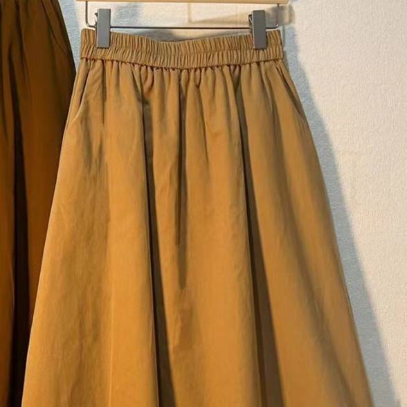 Женская осенняя юбка миди с панелями и кружевной отделкой в авангардном дизайне - Нишевая плиссированная юбка-зонт свободного кроя с высокой талией и милым клешем