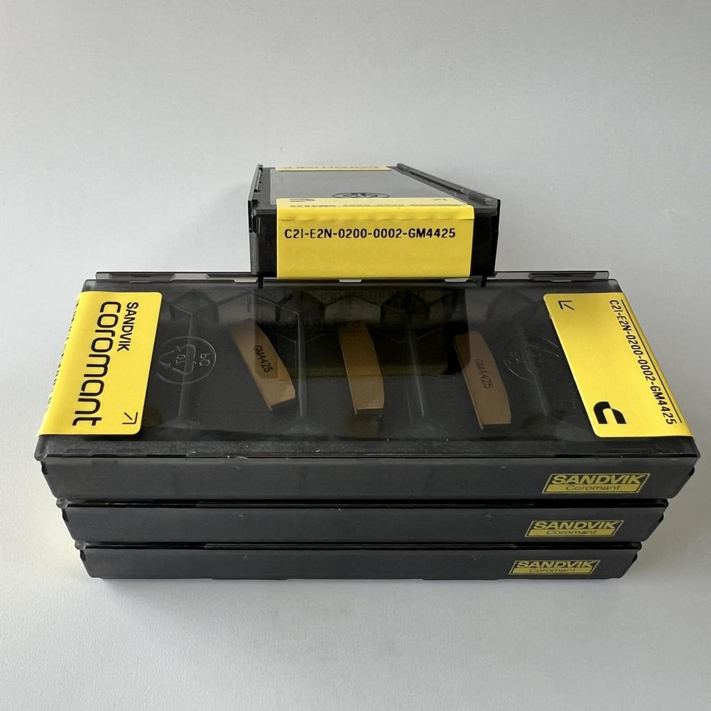 SANDVIK / C2I-E2N-0200-0002-GM 4425 / Original Swedish hard alloy blade 5 Pcs