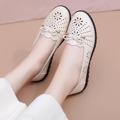 Женские сандалии из натуральной кожи с дышащей мягкой подошвой - Нескользящий плоский каблук для среднего и пожилого возраста