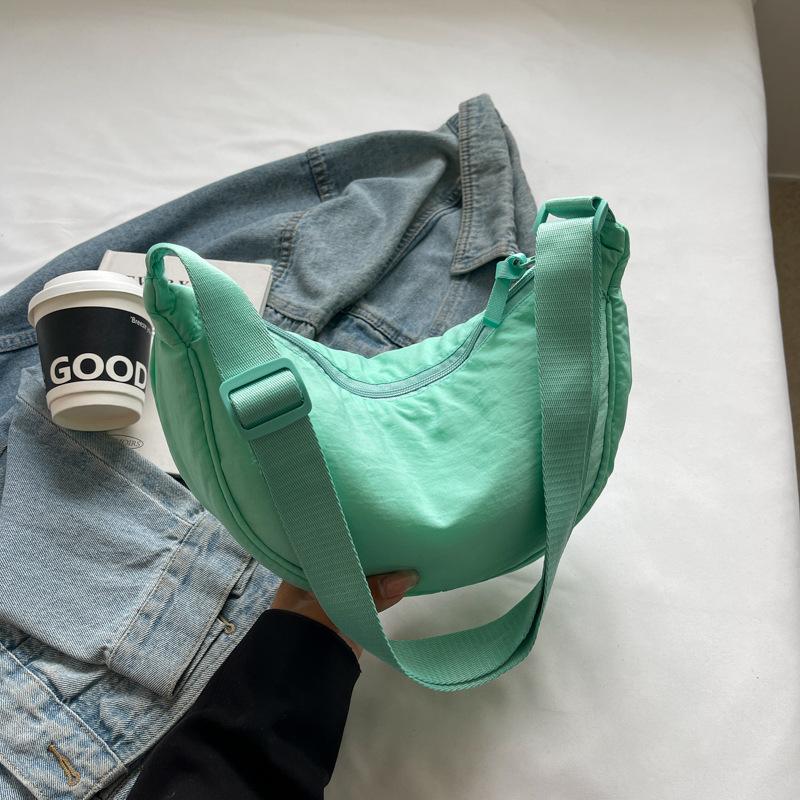 Повседневная минималистичная сумка на плечо с молнией в форме полумесяца, универсальная сумка для повседневного использования, спортивная сумка