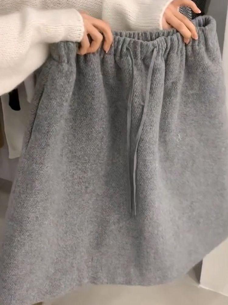 2025 Осень/Зима Шерстяная Юбка с Завышенной Талией на Кулиске: Универсальный эластичный, мягкий, стройнящий, повседневный короткий стиль.