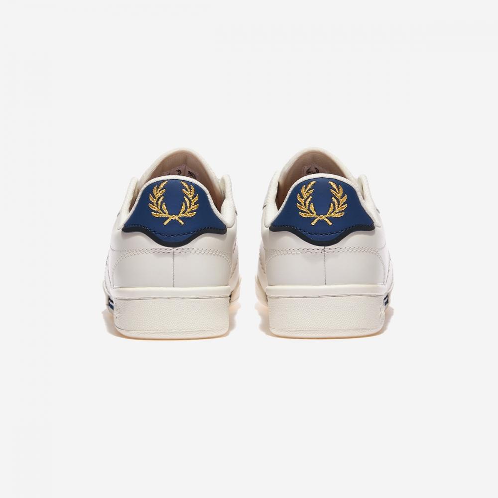 Fred Perry B722 Кожа B6311 Фарфоровый оттенок кобальта U66