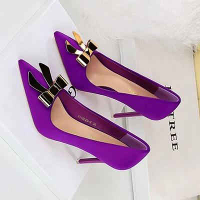 Модные Роскошные Женские Туфли-Лодочки Металлическая Декорация в Виде Бабочки Заостренный Носок Шелк Мелкий Вырез Женские Туфли-Шпильки Банкетные Вечерние Каблуки