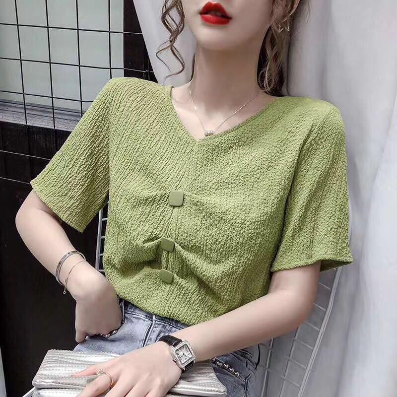 Весенне-летняя женская корейская шифоновая рубашка с короткими рукавами и нишевым дизайном. Свободные и универсальные плиссированные топы с v-образным вырезом.