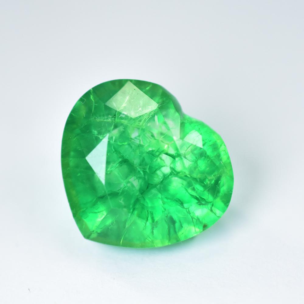 Natural Green Emerald Loose Gemstone 20.90 ct Heart Shape for Jewelry Making and Gem Collections