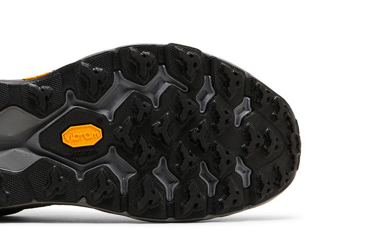 Мужские кроссовки Hoka One One Speedgoat 5 Gore-Tex Черный Черный Черный/Черный