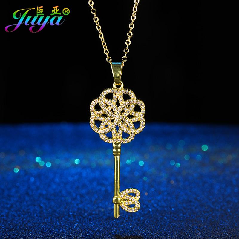 Ali Moda Micro Pave Zircon Floating Flower Key Pendant Necklace Hand made Women Chocker Necklace Key For Birthday Gift Jewerly