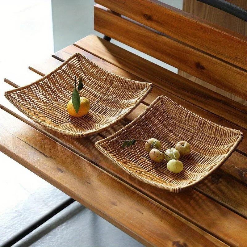 1PC Handwoven Rattan Storage Basket Wicker Tray Picnic Basket Bread Food Plate Fruit Cake Sundries Box Tray Kitchen Decoration