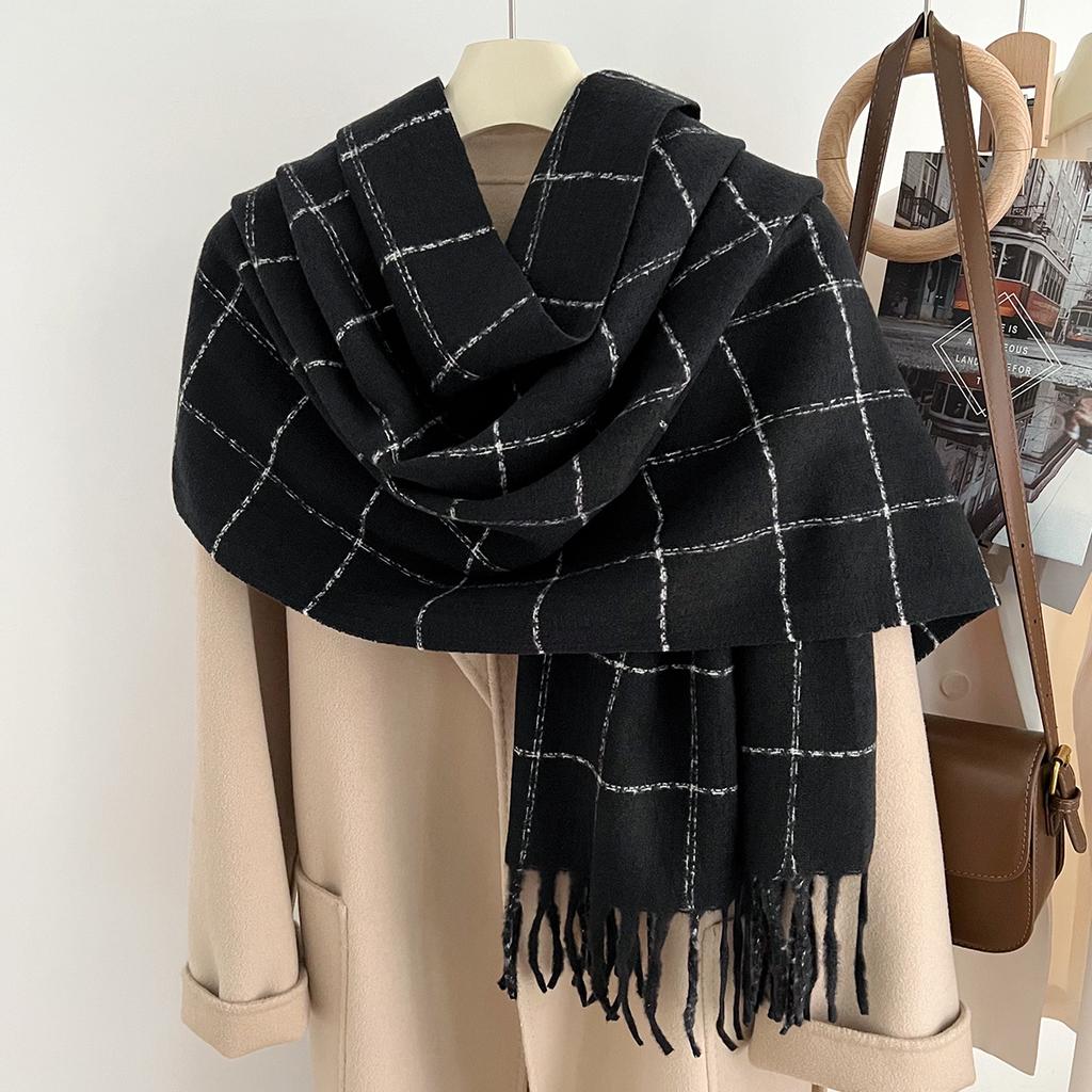 Autumn and winter new products simple and fashionable plaid scarf versatile warm scarf extended plaid fringed shawl