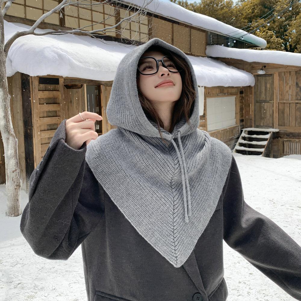 Bonnet cagoule couleur unie écharpe pull tricotée cordon de serrage intégré automne et hiver coupe-vent et chaud chapeau en laine protège-oreilles pour femme
