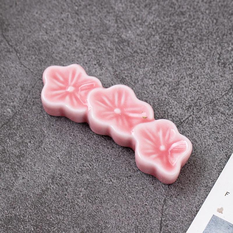 1 шт. Керамический держатель для палочек для еды с цветами сакуры, ложка, вилка, подставка для палочек для еды, кухонные принадлежности, столовые приборы, украшение обеденного стола