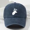 Baseball caps for men and women with deer pattern print, retro style, outdoor leisure style, minimalist design