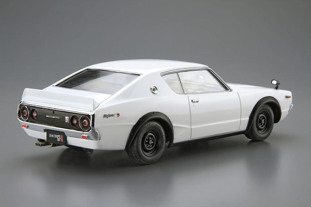 Aoshima Bunka Kyozai The Model Car 15 Nissan KPGC110 Skyline Пластиковый модельный набор ООО. (АОСИМА) нет. 1/24 HT2000GT-R '73