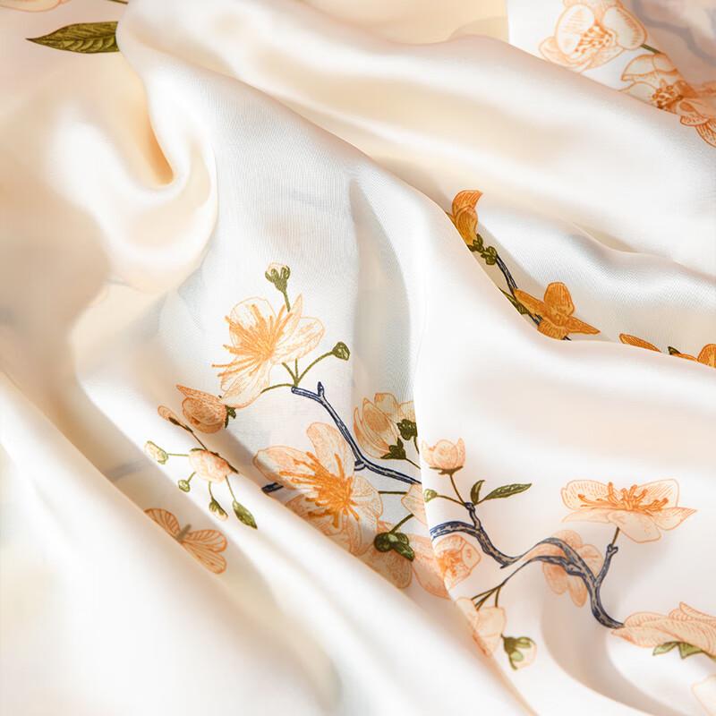 Silk Scarf Gift Box Group Purchase, Companion Gift, Shawl, Elegant Outer Wear, Practical Birthday Gift for Mom, Summer Brooch